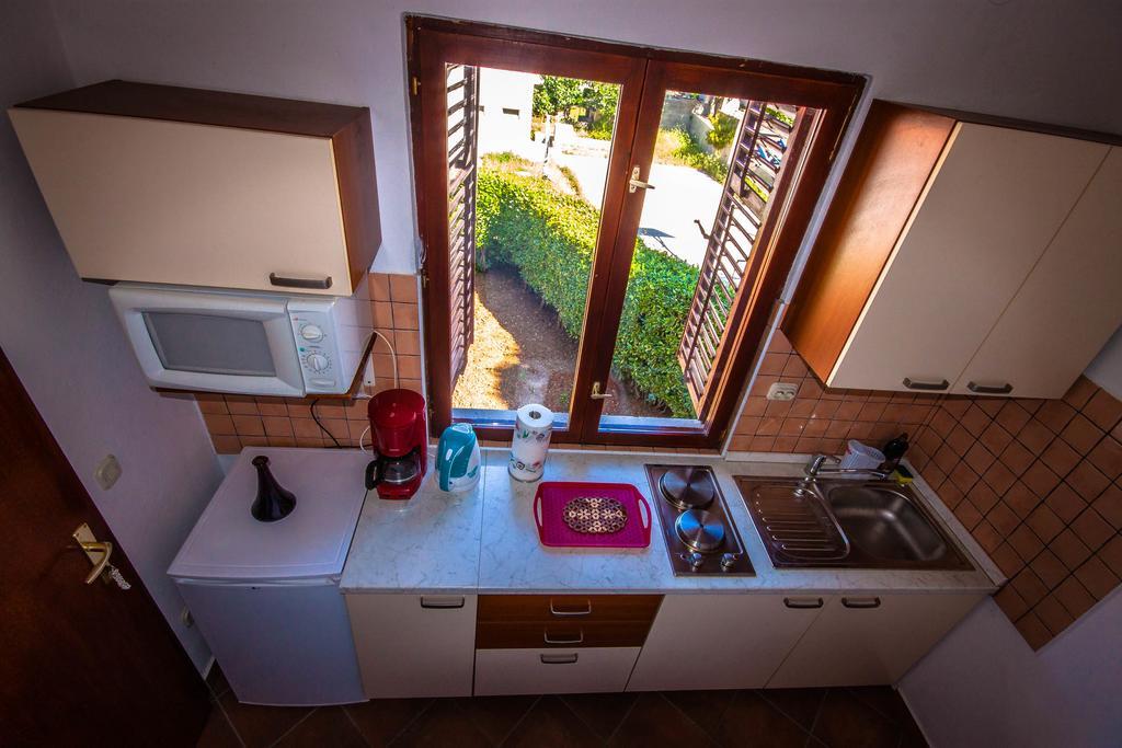 Apartman Joso Diklo Buitenkant foto