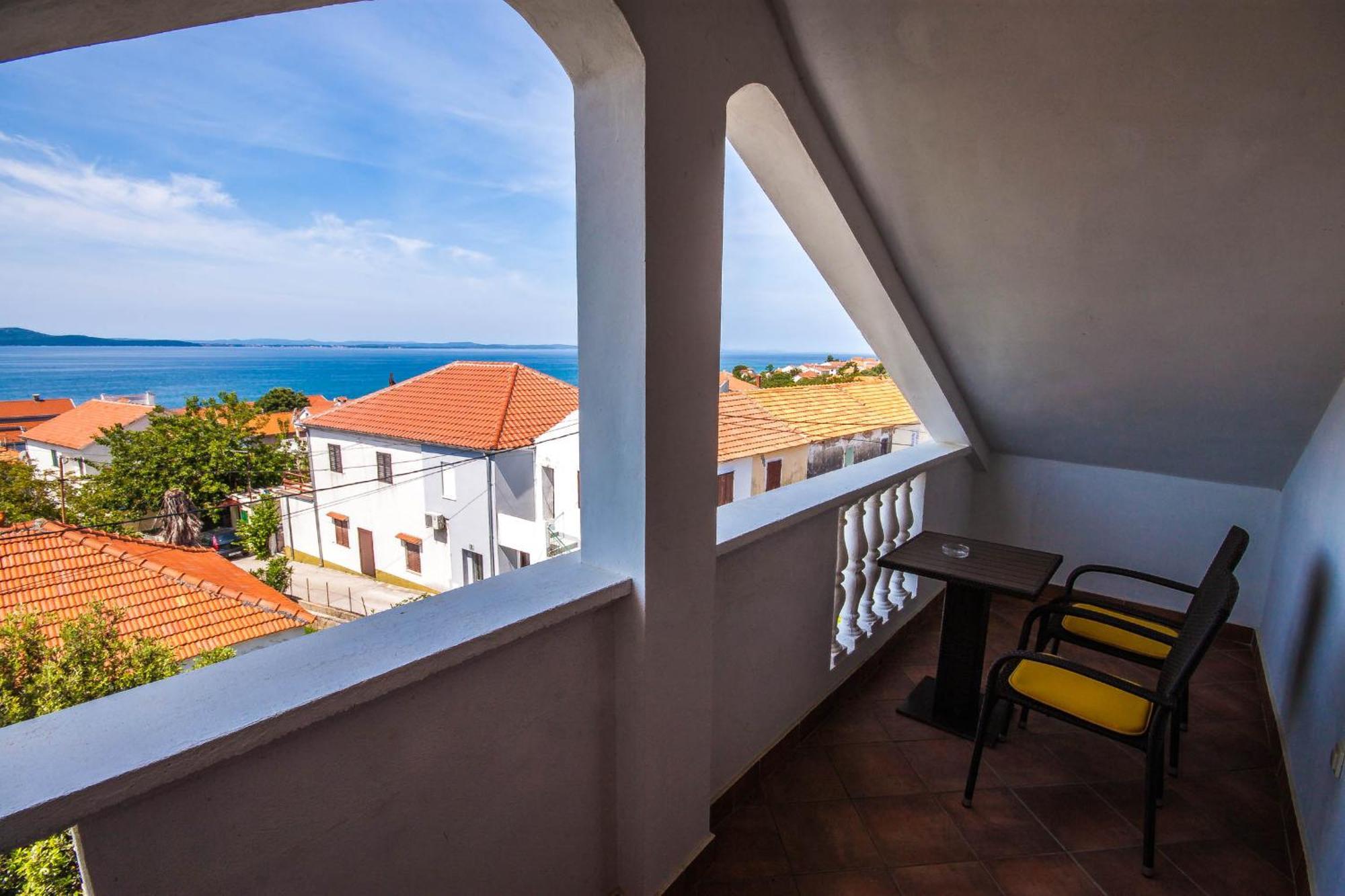 Apartman Joso Diklo Buitenkant foto