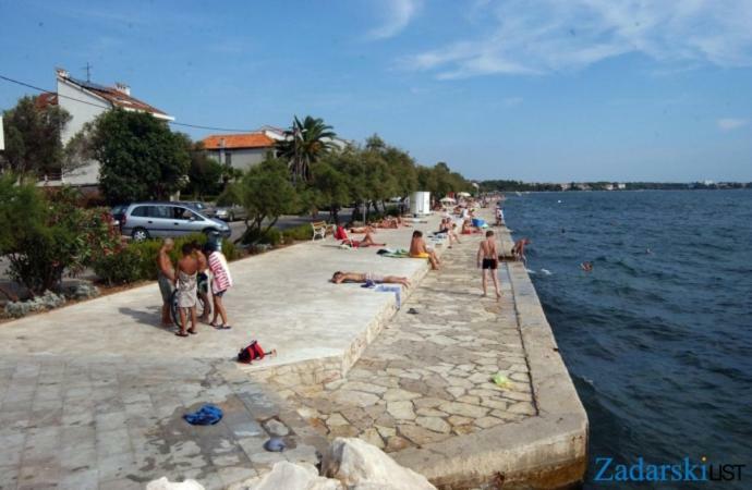 Apartman Joso Diklo Buitenkant foto